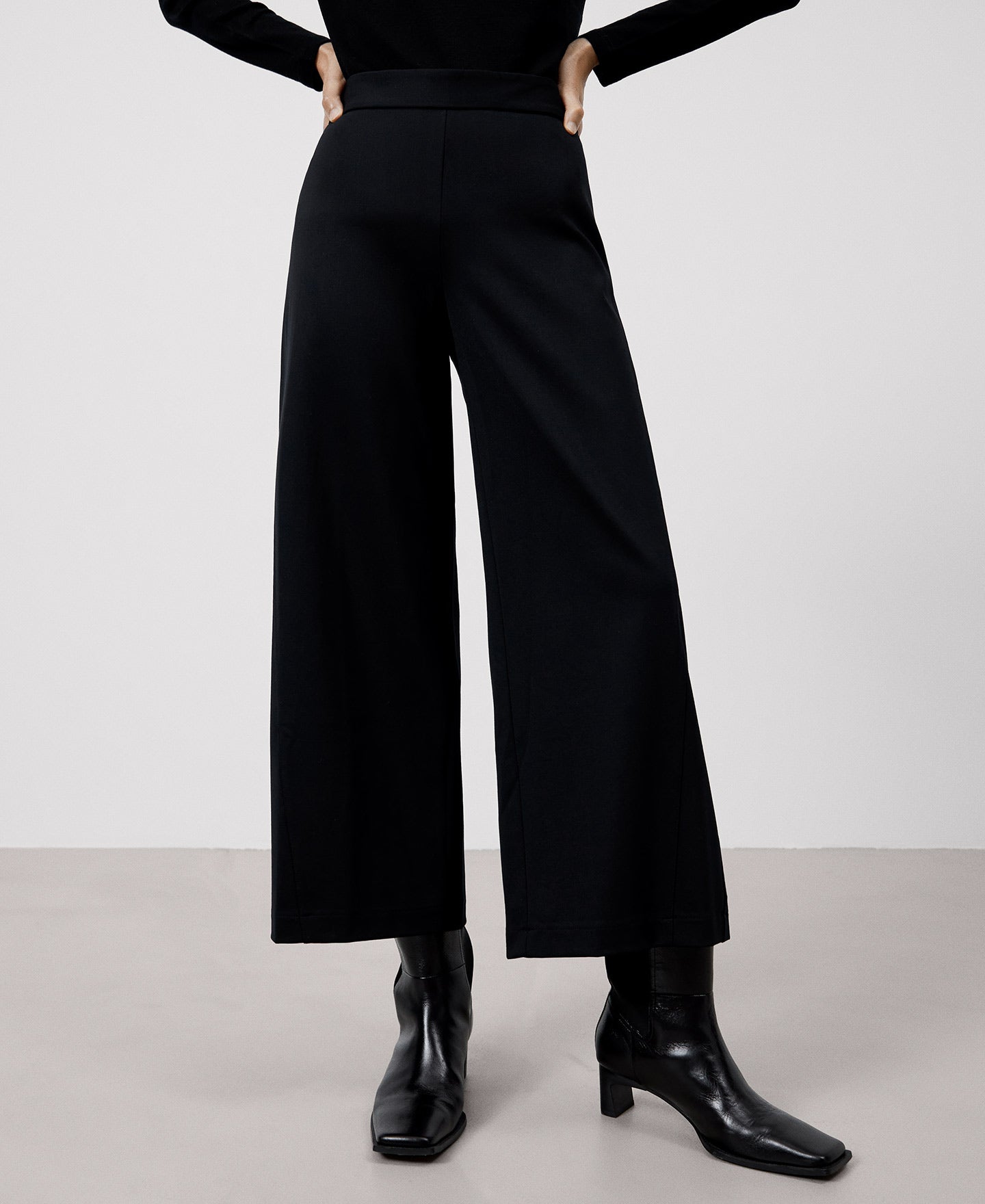 Black Recycled Nylon Culotte Trousers | Adolfo Dominguez – Adolfo ...