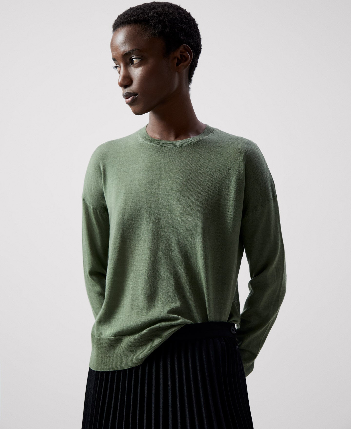 Green crew clearance neck sweater women's